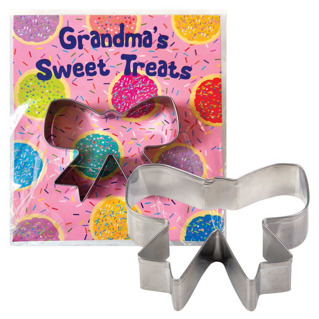 Cookie Cutter, Grandma